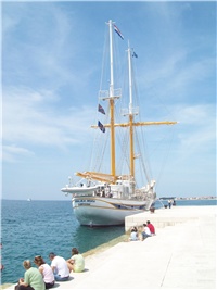 61bcfa93-101_1678.jpg