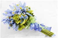 8e93dd5e-iris-bridal-bouquet.jpg