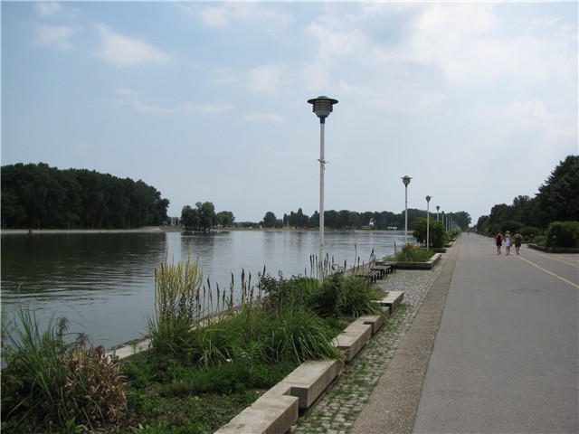 Osječka promenada